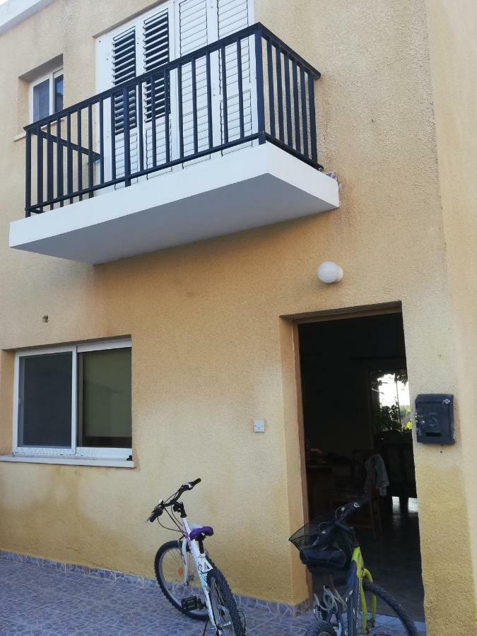 Chriselina Gottage Apartment Paphos Exterior foto